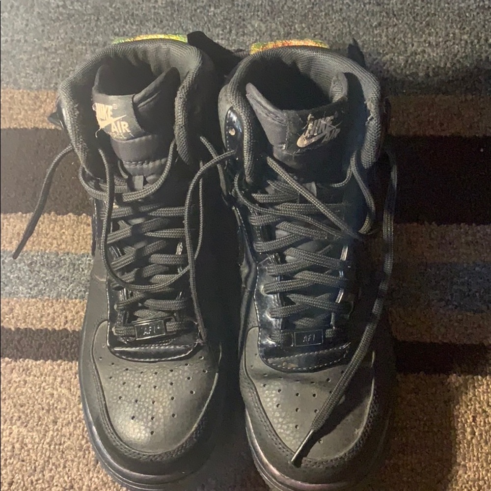 Black nike high toppurple yellow green holographic